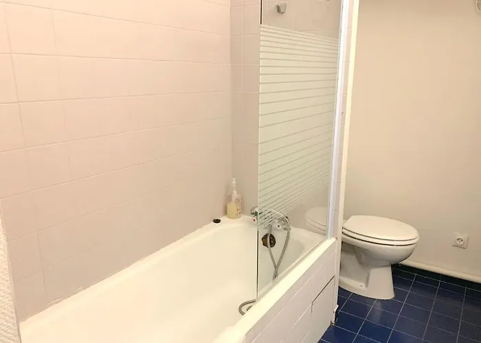 Le Jaures Lägenhet *